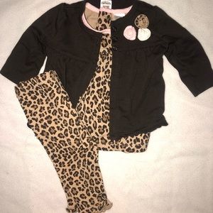 ✨✨Baby Girl Carter’s Leopard Complete Outfit✨✨